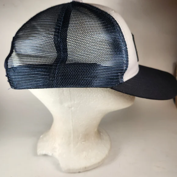 PATAGONIA Cap Hat Black Snap Back Patch Trucker Mesh Mountain Outdoors - Picture 9 of 10